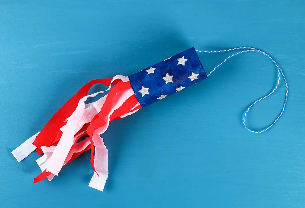 4th July DIY Patriotic Windsock 4th July DIY Patriotic Windsock