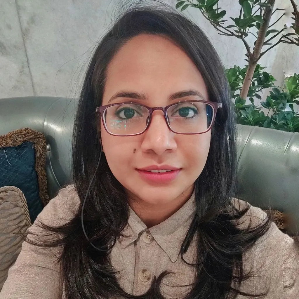 Dr Pragati Singh