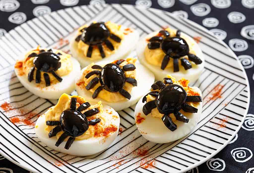 Spider-Deviled-Eggs
