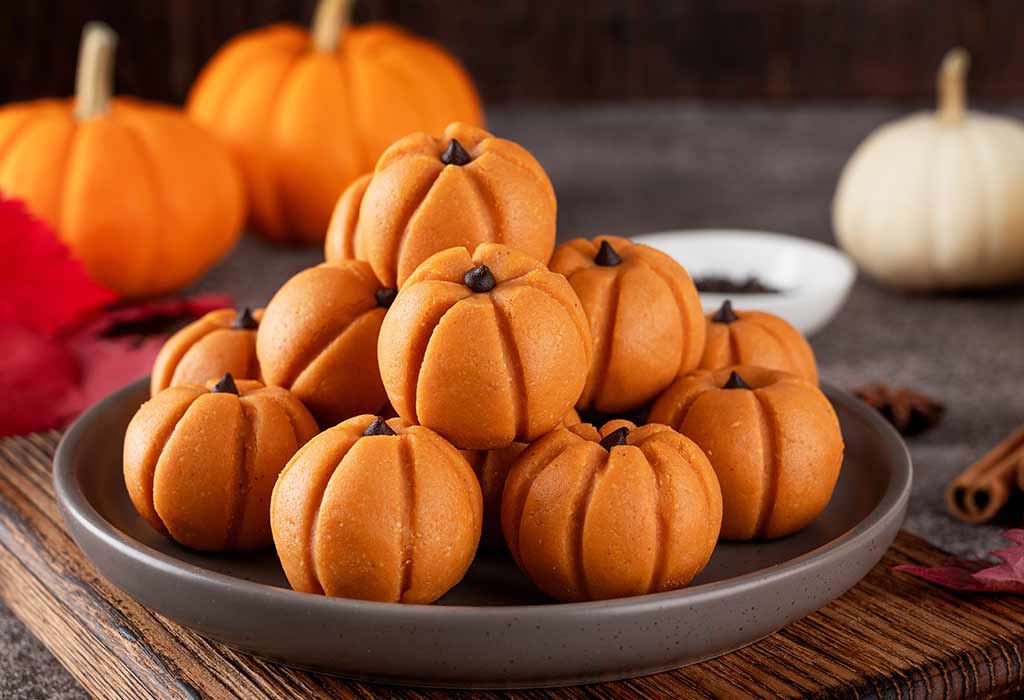 Mini-Pumpkin-Cheese-Balls