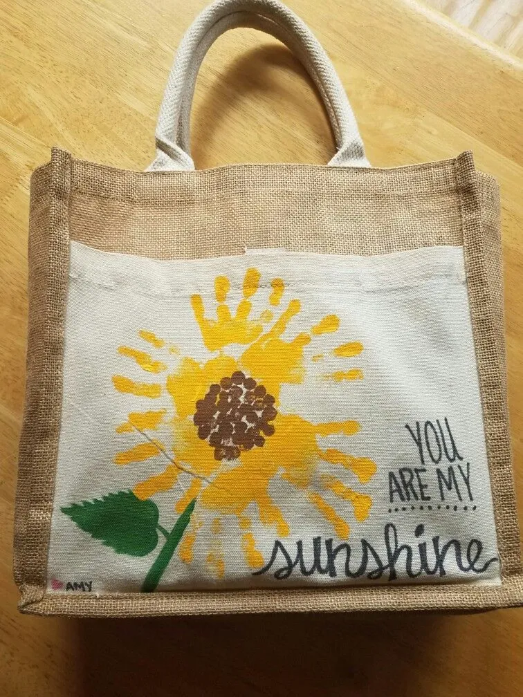 Handprinted Tote for mom