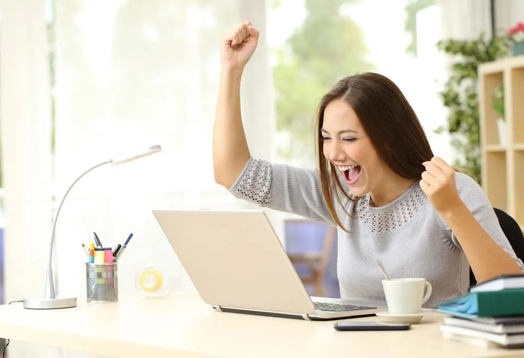 woman with laptop