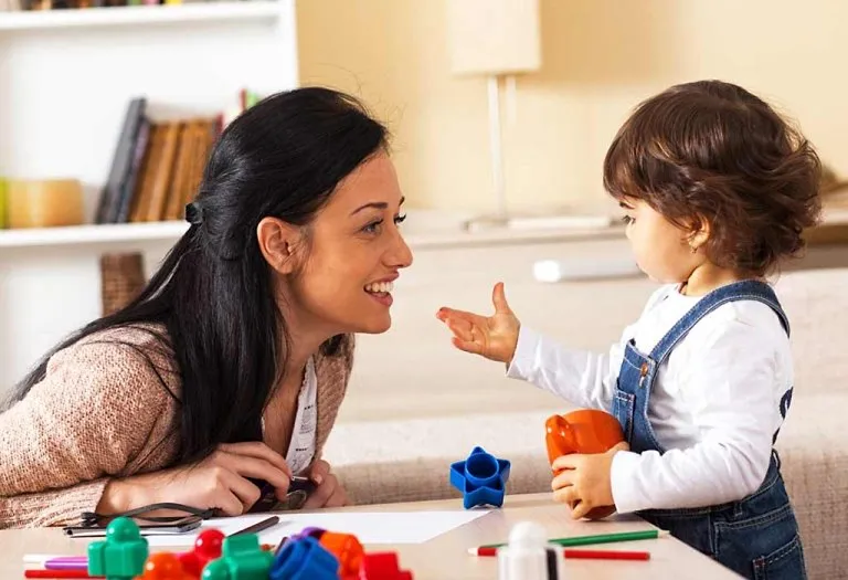 Simple and Fun Things to Do With a Toddler