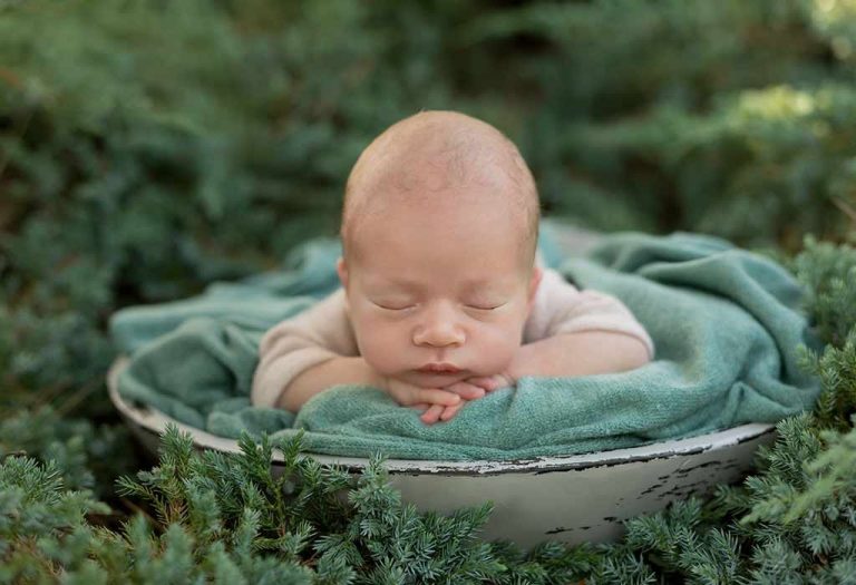 300 Boy Names That End in N