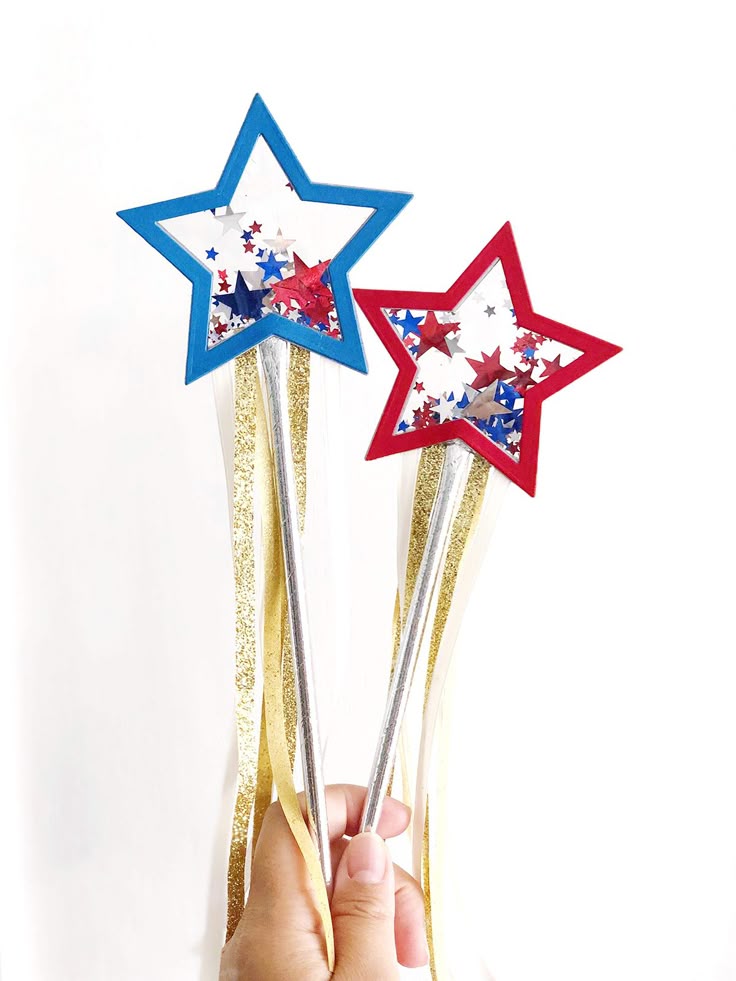 4th of July Glittery Star Wands 4th of July Glittery Star Wands