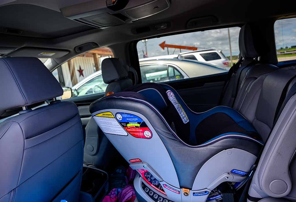 Rear Facing Car Seat for Your Child Guidelines & Safety Tips