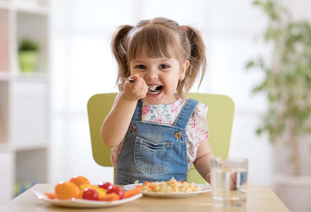 15 Yummy and Super Healthy Snacks for Kids