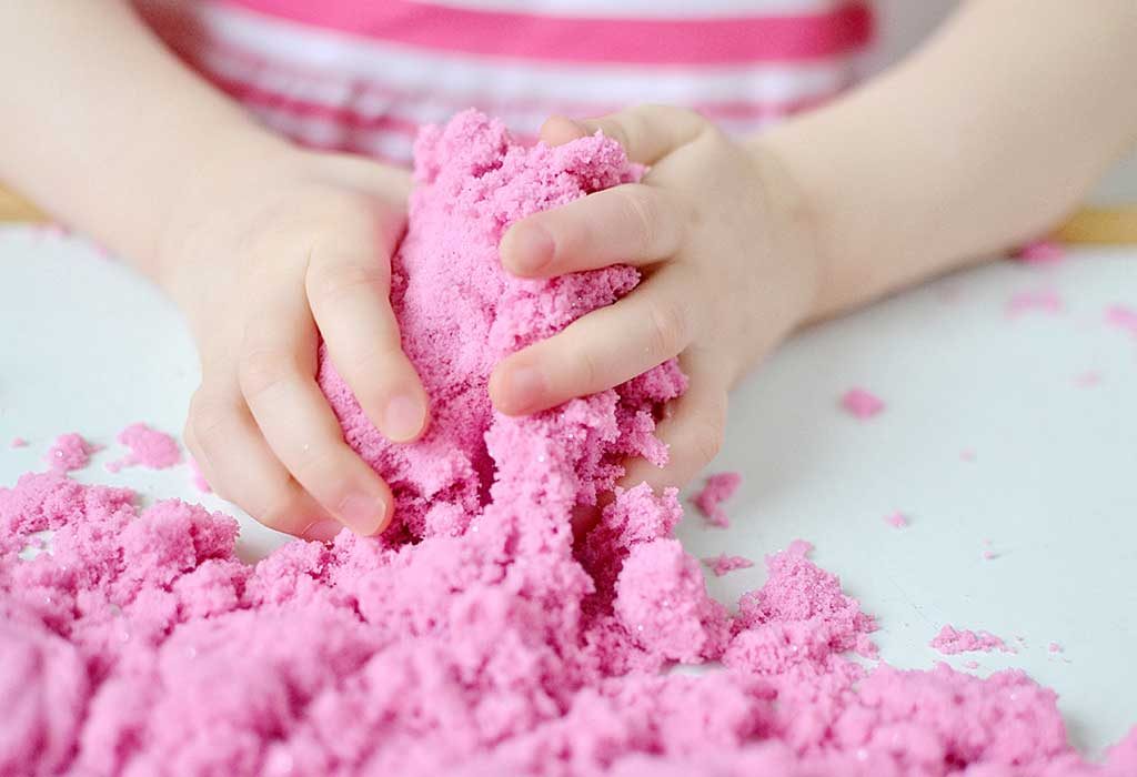 kinetic sand videos for kids