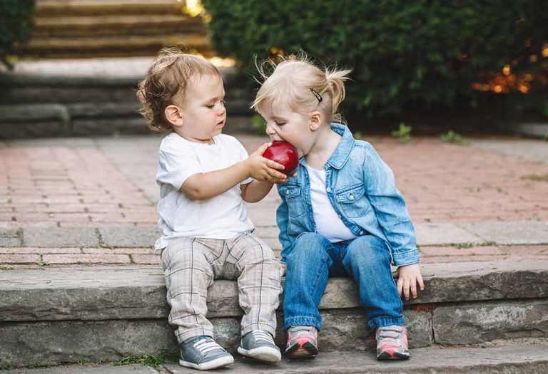 25 Kindness Quotes For Kids That Will Teach Them About Empathy and Care