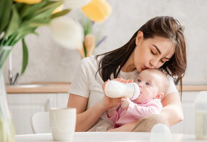 Why You Shouldn't Feel Guilty If You're Giving Formula Milk to Your Baby