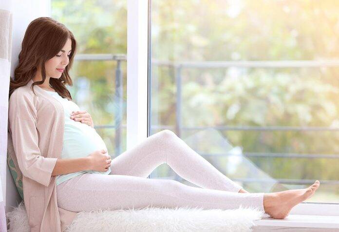 तुम्हाला गर्भधारणा होण्यास मदत होईल असे १५ सर्वोत्तम घरगुती उपाय