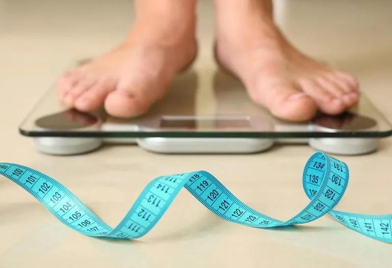 How to Lose Pregnancy Weight in a Healthy Way While Breastfeeding