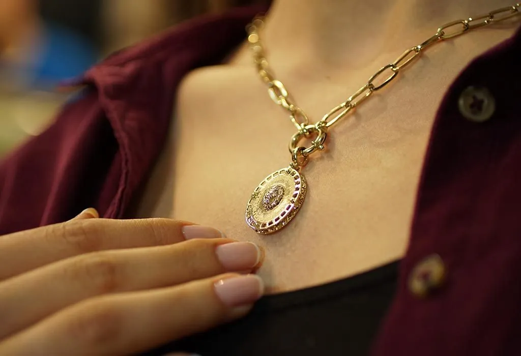 Breastmilk jewelry: A way to commemorate your breastfeeding