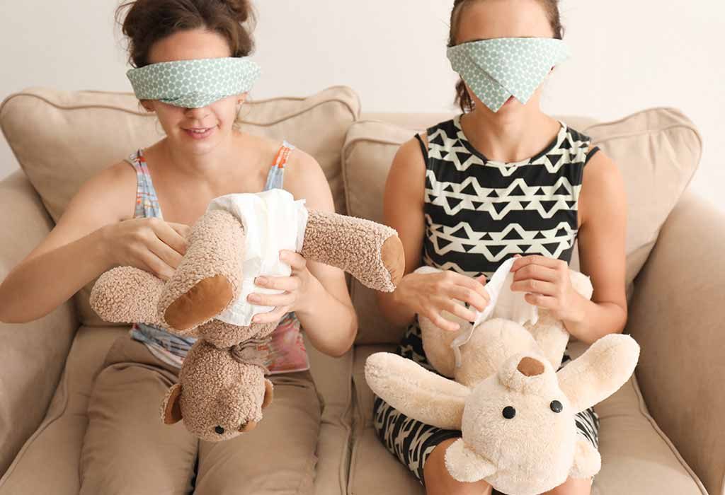 Diaper-themed Baby Shower Games