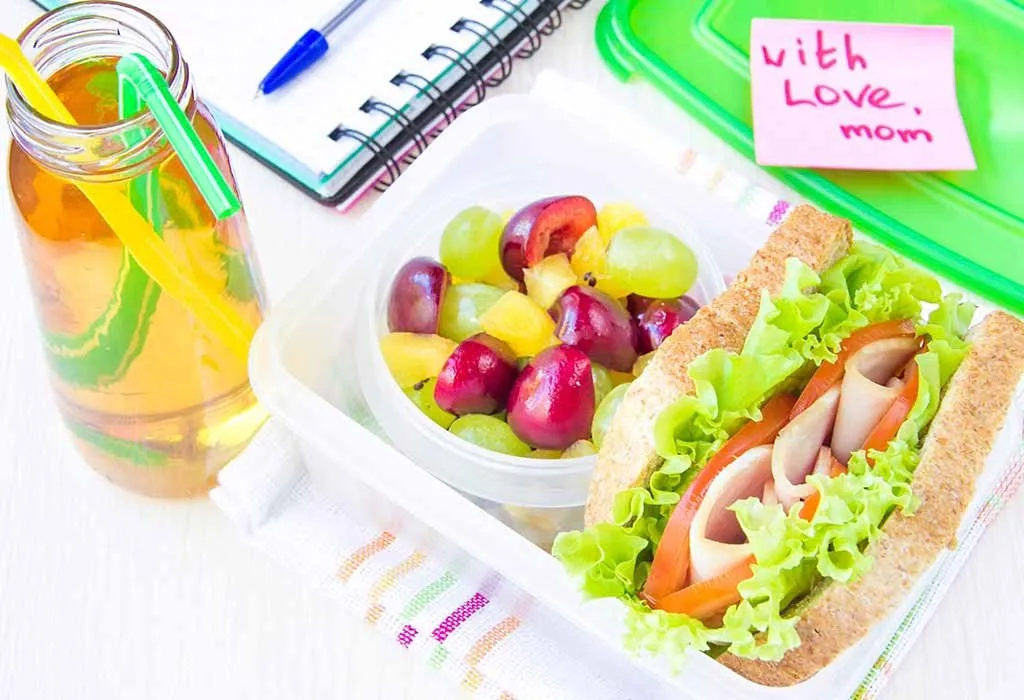 lunch box with note