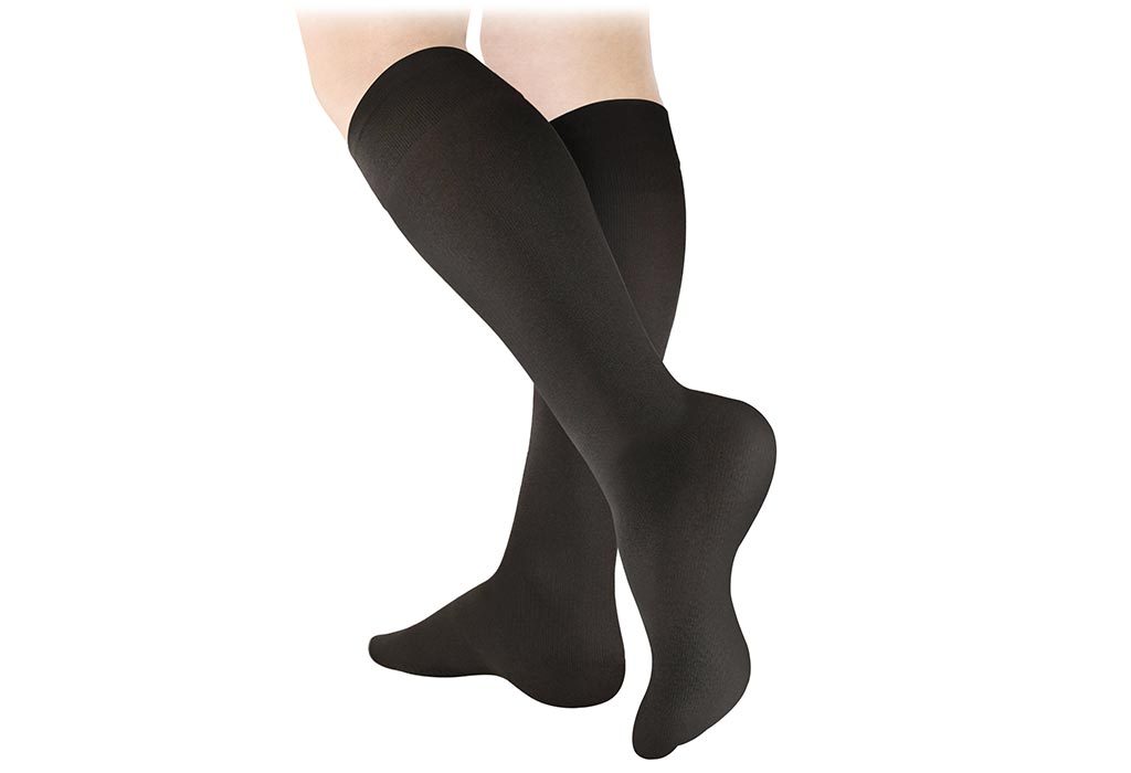 Compression stockings during pregnancy