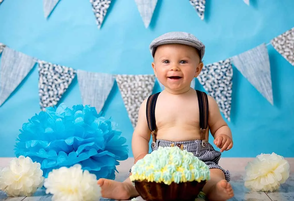 DIY Props for Birthday Photoshoots for a Baby