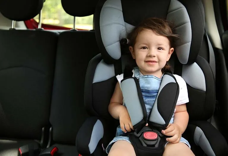 Review: Babyhug Safe Journey Forward Facing Car Seat in Black