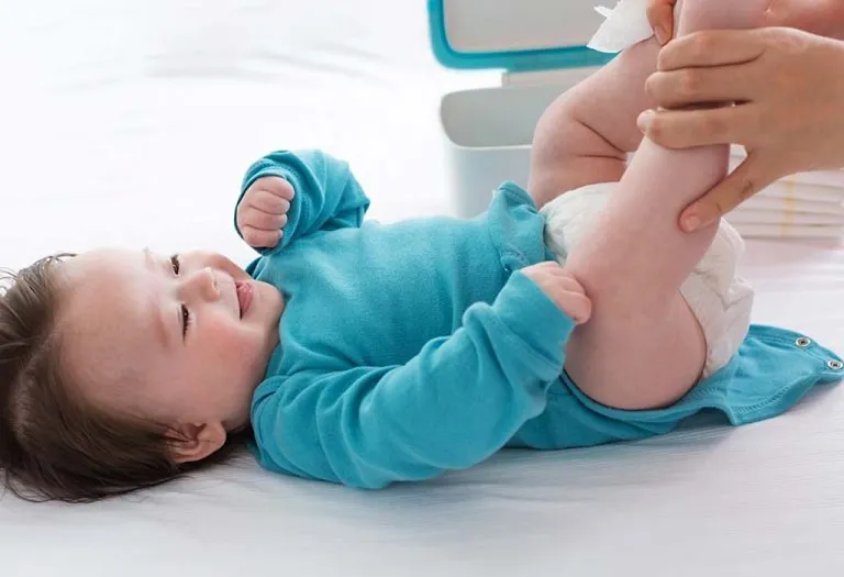 Strong Urine Smell in Babies: Causes & Treatment