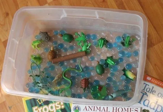 Pond Inspired Sensory Bin