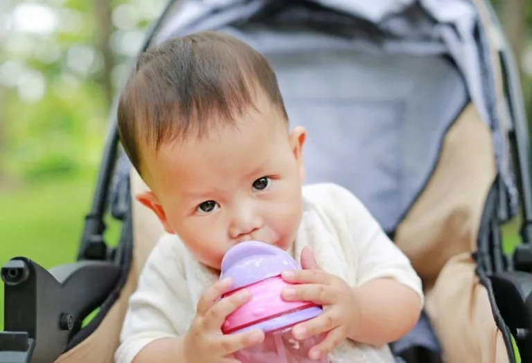 Babyhug Weighted Pink Straw Sipper for Toddlers - A Detailed Product Review