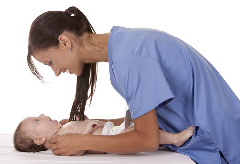 Hiring a Night Nurse for a Newborn - Pros, Cons & Cost