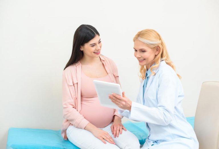 Obestetrician vs. Midwife – Who is Right for You