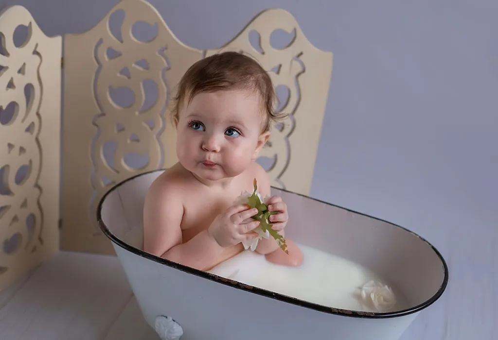 Amazing Baby Milk Bath Photoshoot Ideas, How To Pick A Baby Bathtub At Home