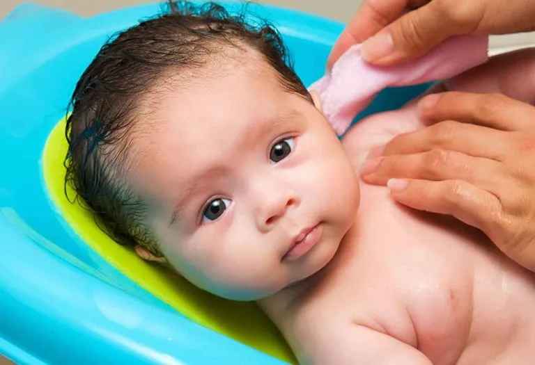 Babyhug Bubble Joy Bather Aquatic Print for Toddlers Review