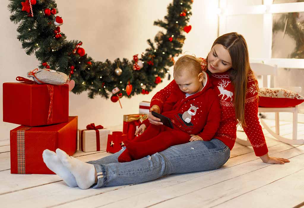Make a Christmas Baby Mobile