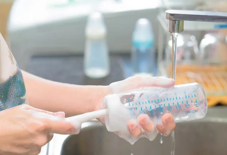 Babyhug 2-in-1 Bottle & Nipple Cleaning Brush - A Must-Have!