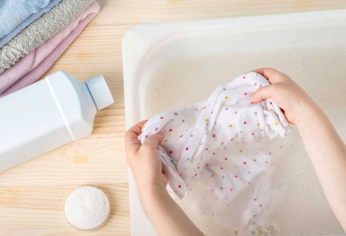 Babyhug Plant-Based Disinfectant Liquid Laundry Detergent - The Best!