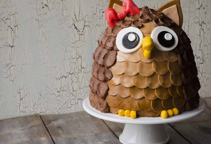 owl-themed baby shower cake