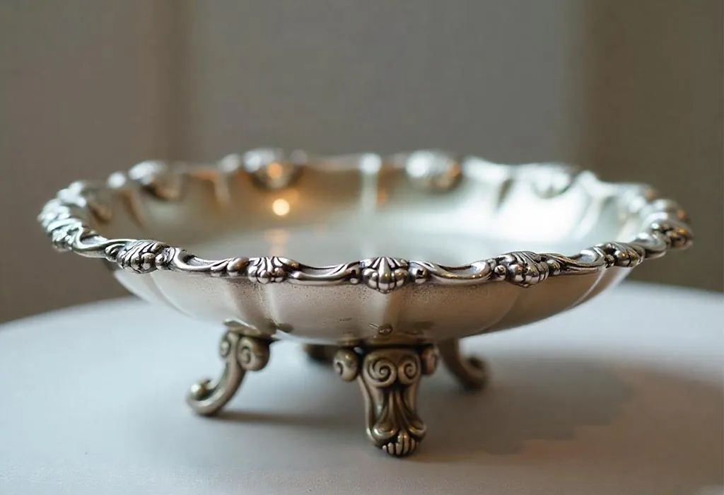 Candy dish