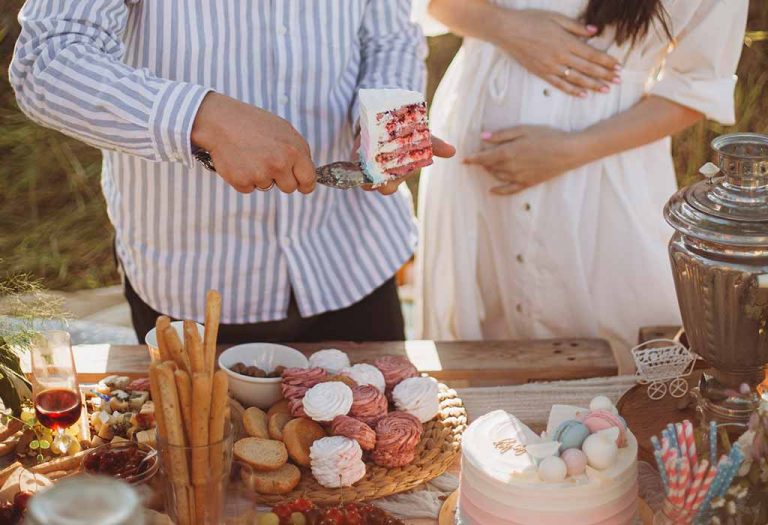 20 Cool Ideas For A Summer Baby Shower