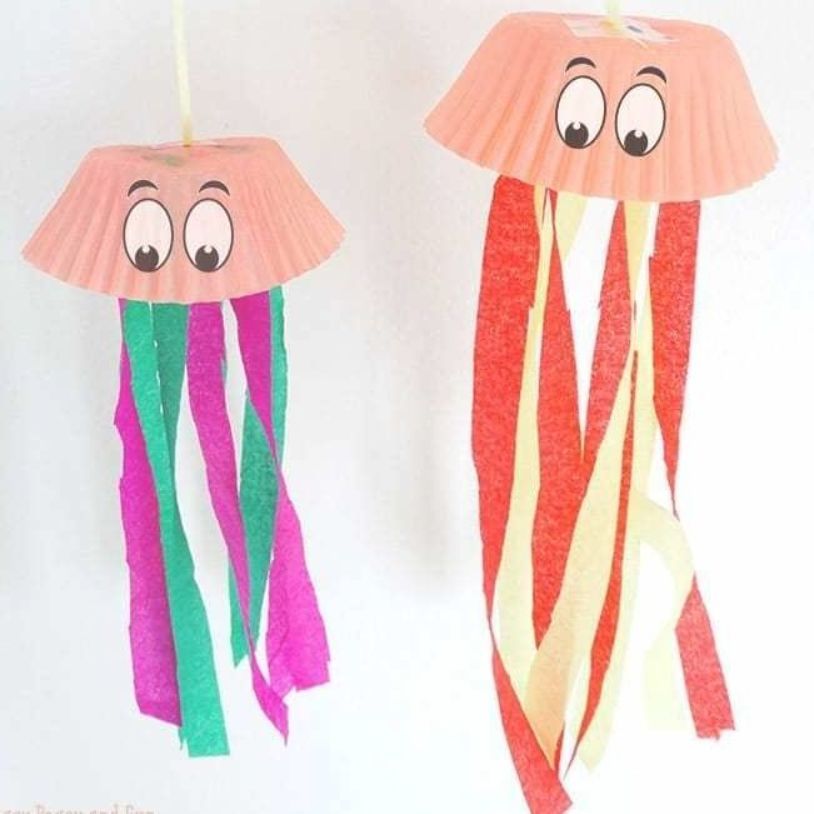 Simple JellyFish Crafts for Toddlers