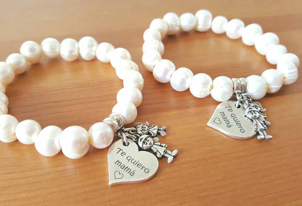 Customized Bracelet for Mom