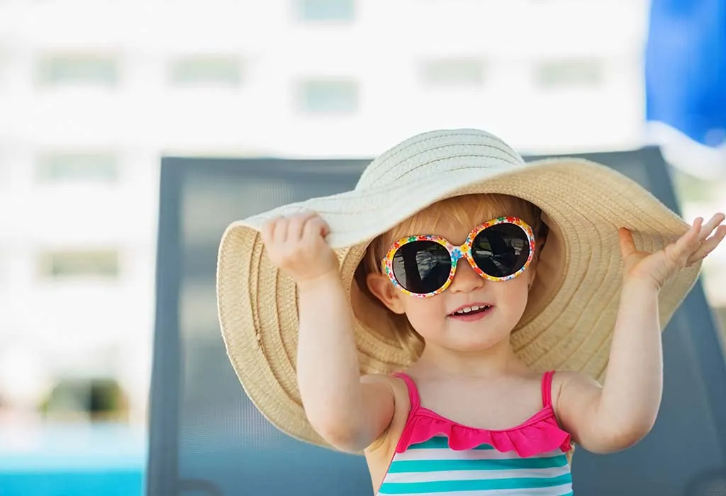 10 Ways to Keep Your Baby Cool in Summer