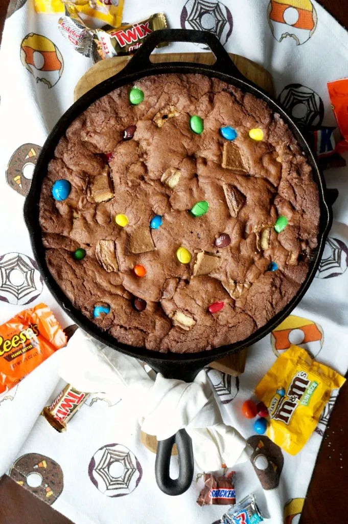 Candy Skillet Cookie