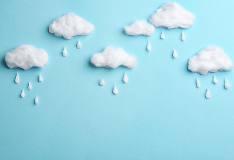 15 Amazing Cloud Crafts for Preschoolers & Kids