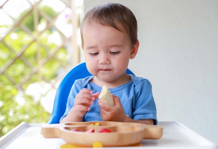 Weaning Toddlers the Same as You Wean Yourself - From the Family Pot!