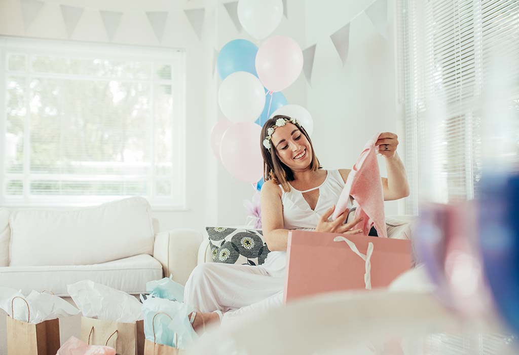 Social Distancing Baby Shower Ideas & Tips