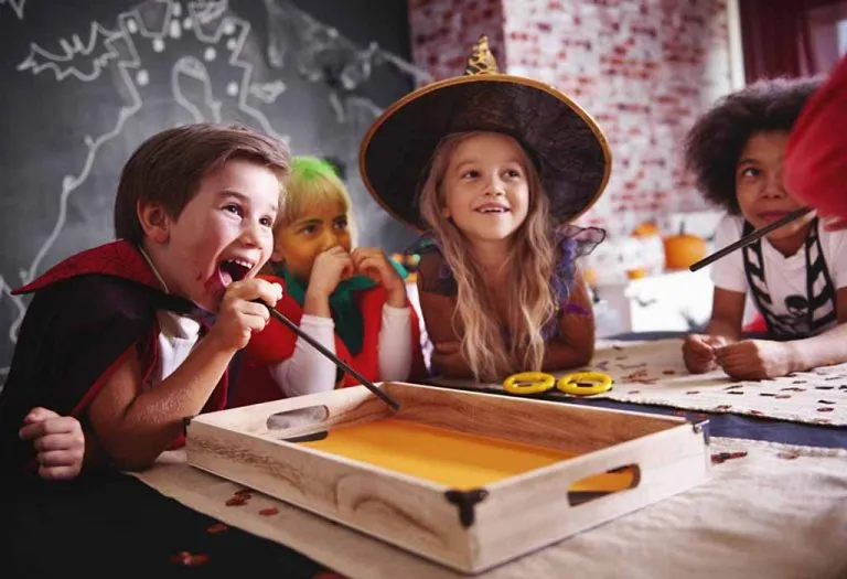 15 Amazing Halloween Toys