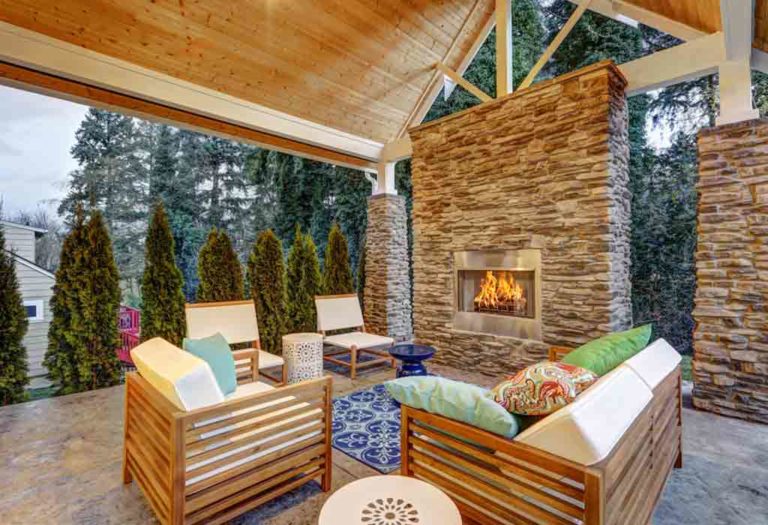 Stylish Outdoor Fireplace Ideas to Create a Dramatic Look to Your Backyard