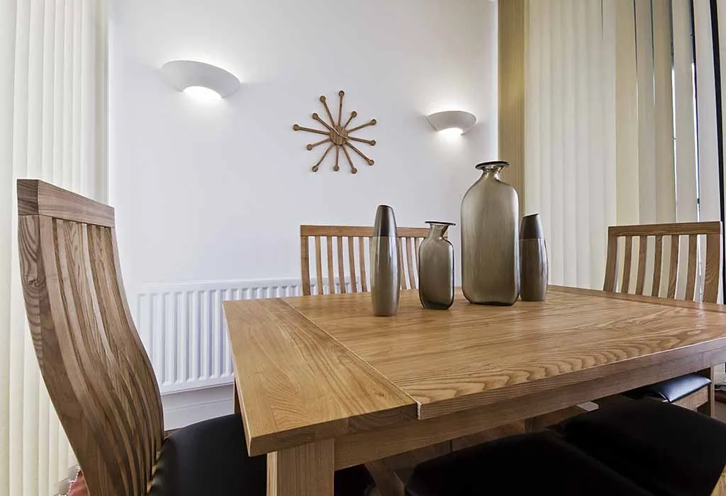 WALL LIGHT FIXTURE