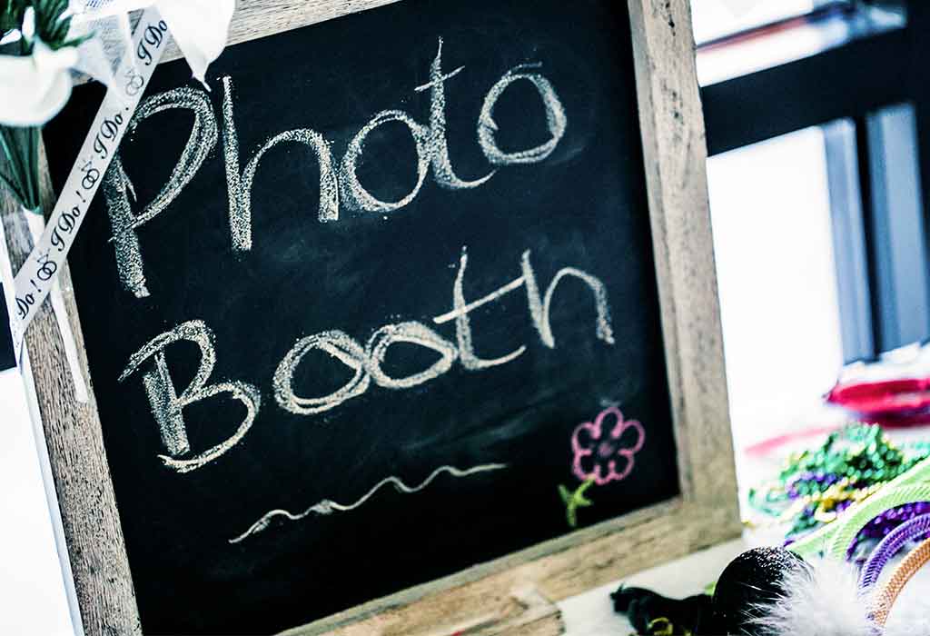 DIY Hanging Frame Wedding Photo Booth - Handmade and Homegrown