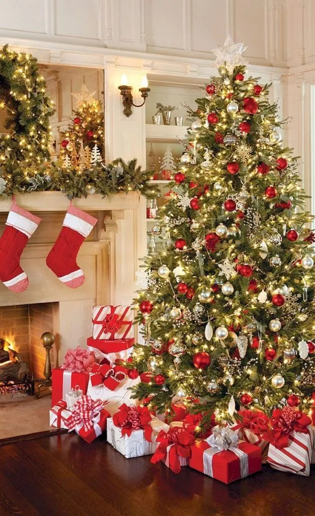 The Classic Christmas Tree