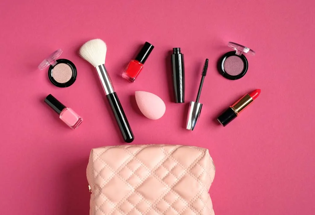 15 Best Makeup Organizers to Declutter Your Space Easily [2023]