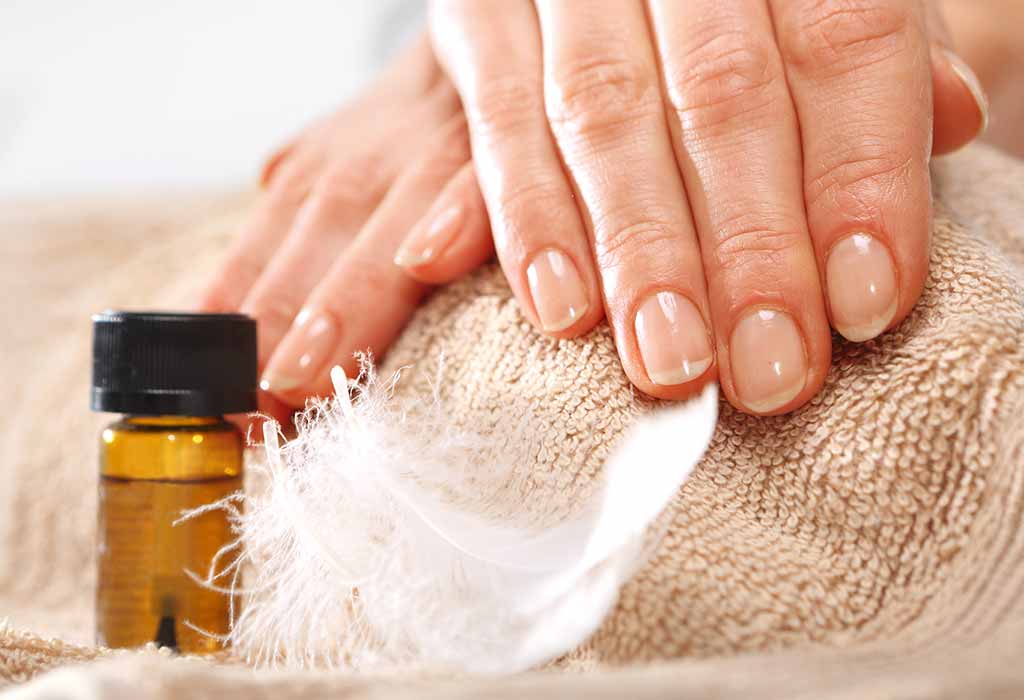 TIPS TO CARE FOR AFTER REMOVING ACRYLIC NAILS