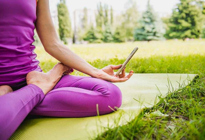 BEST MEDITATION APPS TO RECHARGE AND RELAX